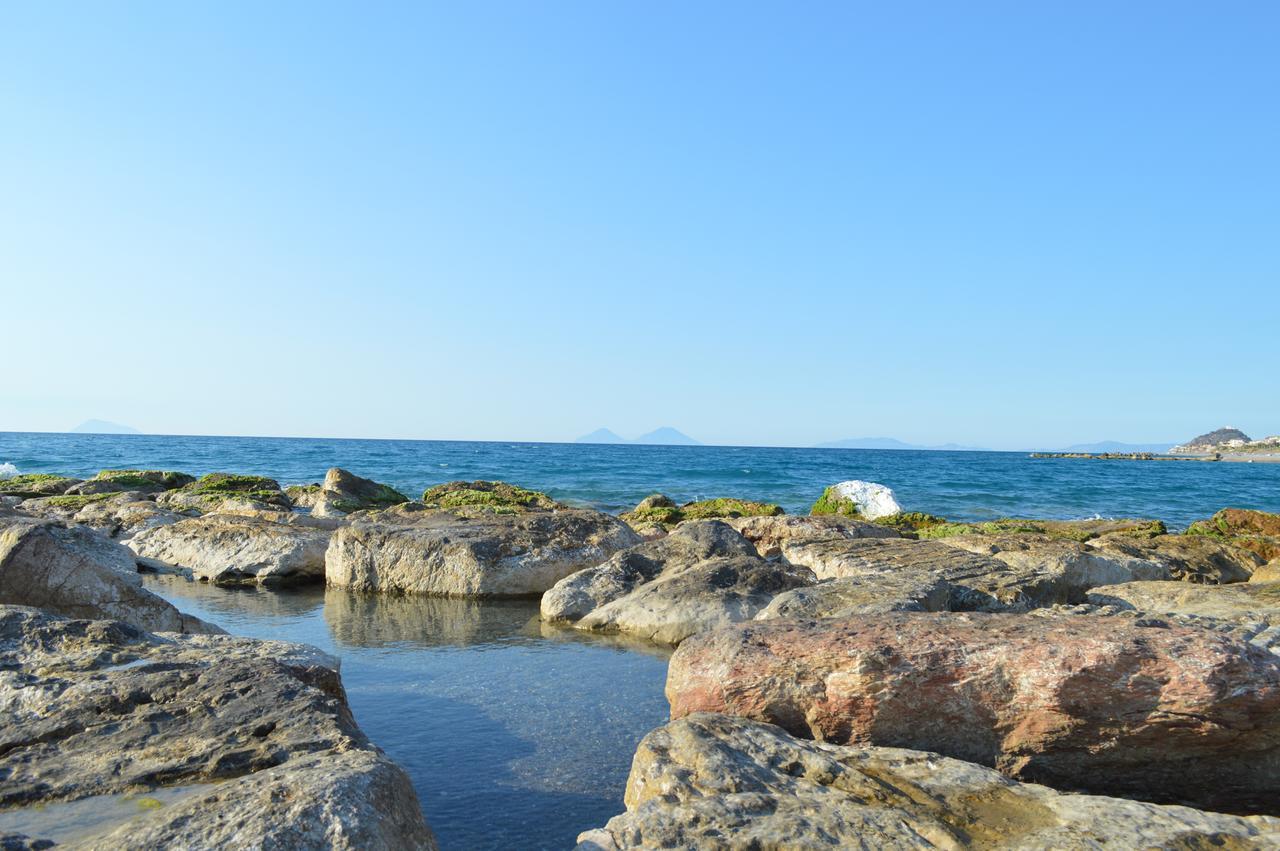 Capo Nettuno Hotel 카포오를란도 외부 사진
