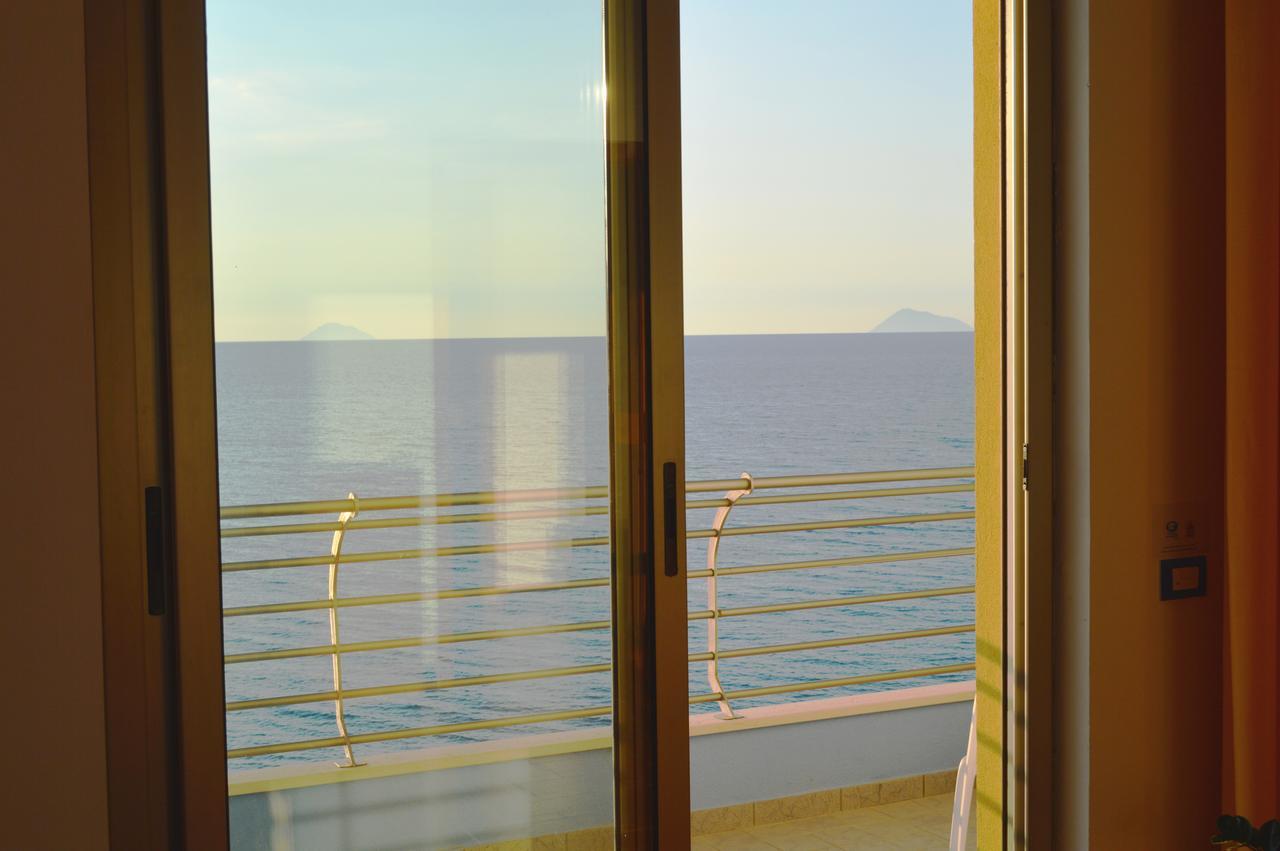 Capo Nettuno Hotel 카포오를란도 외부 사진