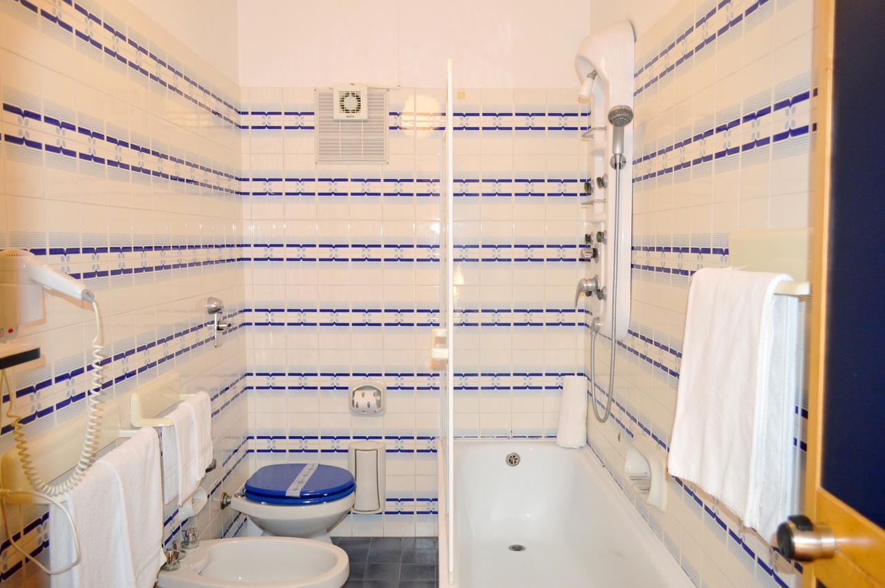 Capo Nettuno Hotel 카포오를란도 외부 사진
