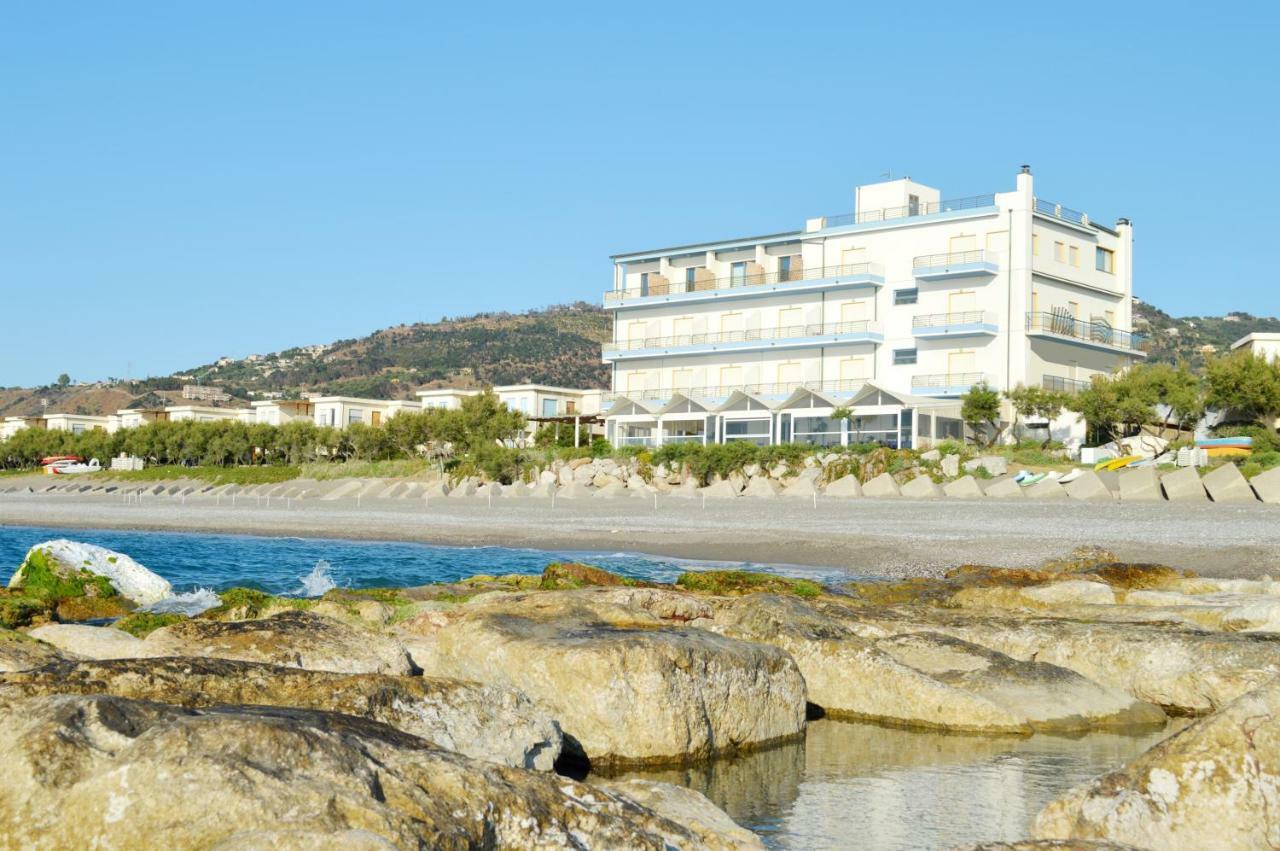 Capo Nettuno Hotel 카포오를란도 외부 사진